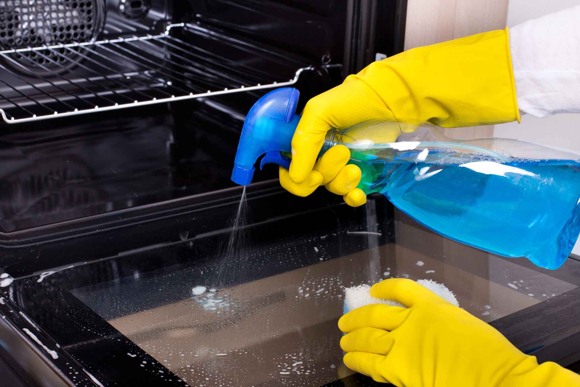 star-cleaning-services-clean-dining-room-2