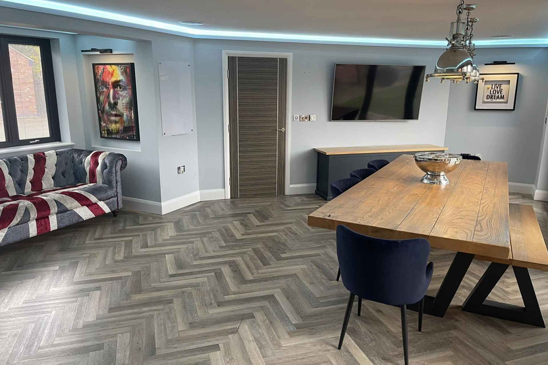 star-cleaning-services-clean-dining-room-2